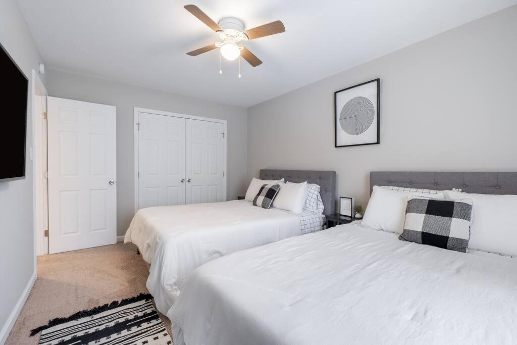Stunning Southpark/Cotswold Home Charlotte Ngoại thất bức ảnh